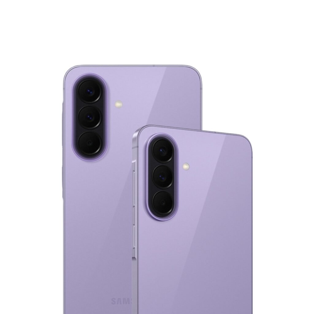 Samsung Galaxy A57 5G - 512GB - Awesome Lilac – achteraanzicht